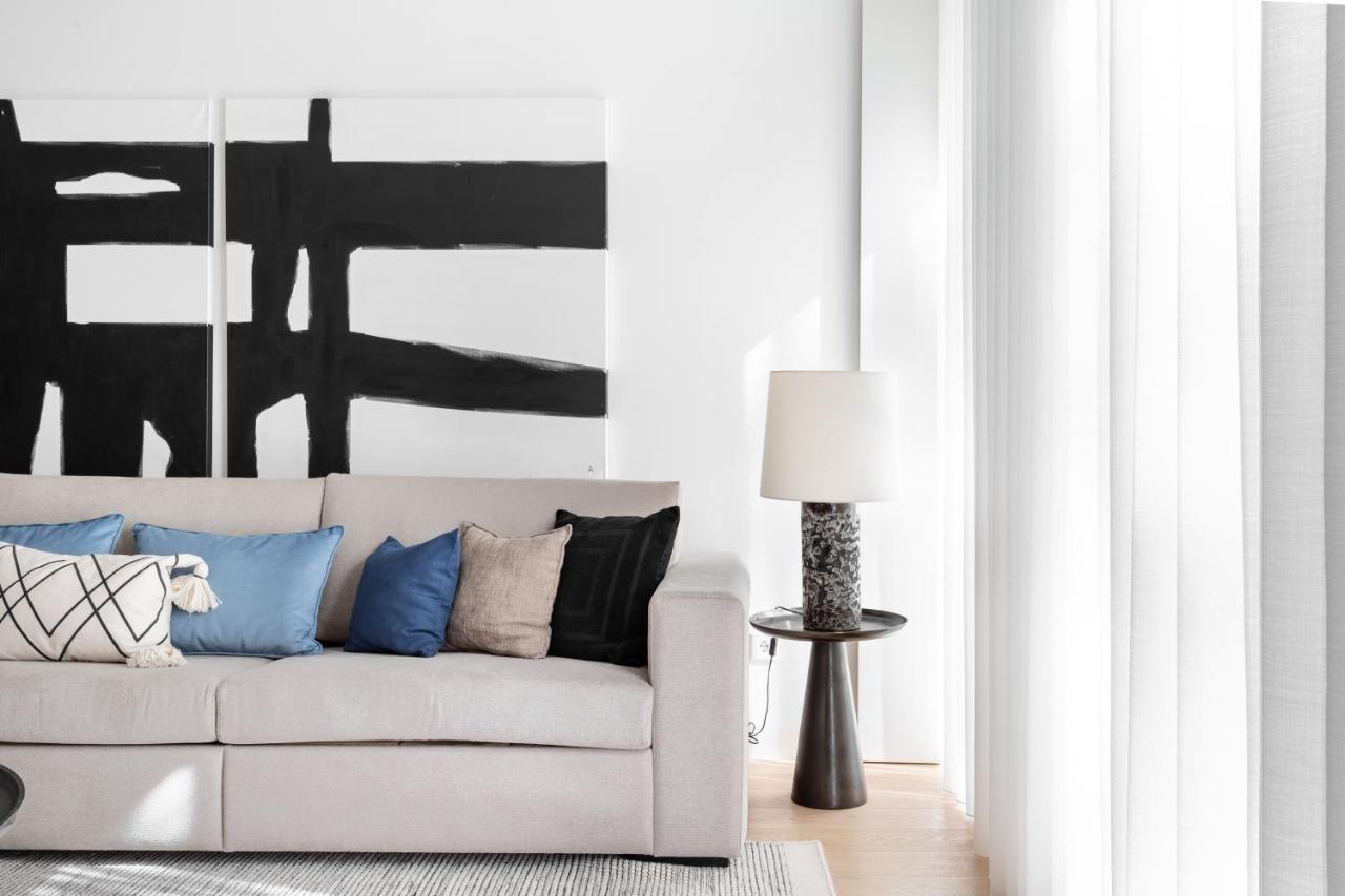 Joivy Elegant 1-br In Perfect Centre Apartment Lisbon